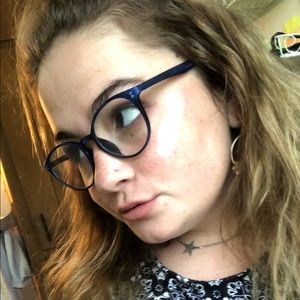 Meet your Posher, Joeanna